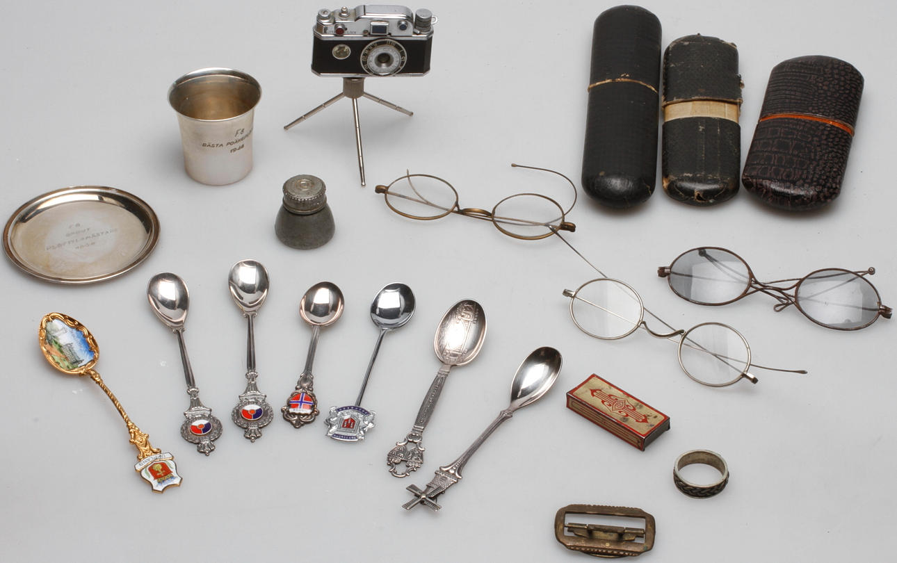 DIVERSE, bland annat silver.