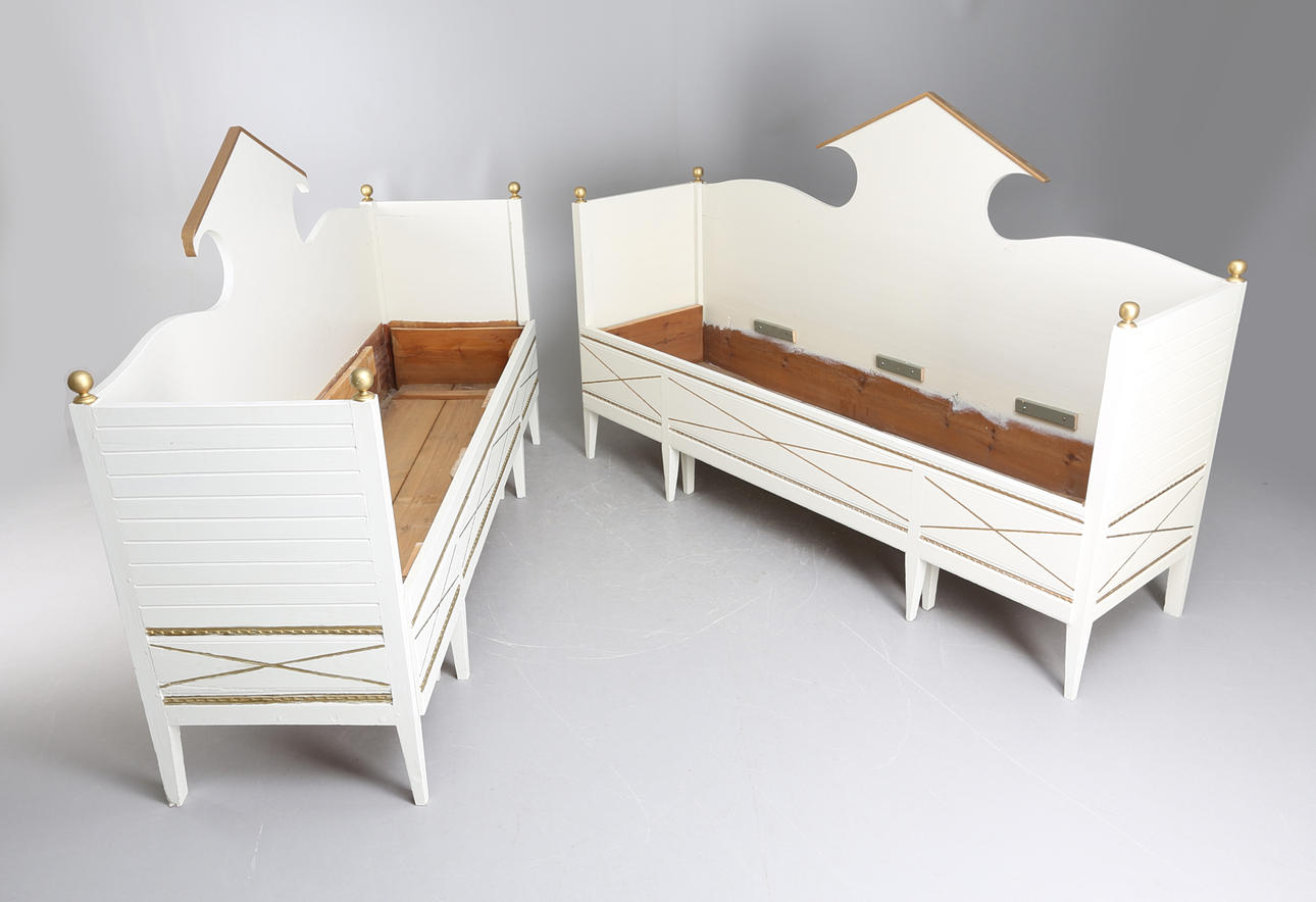 SÄNGAR/SOFFOR, 1 par, empirestil, 1800-tal.