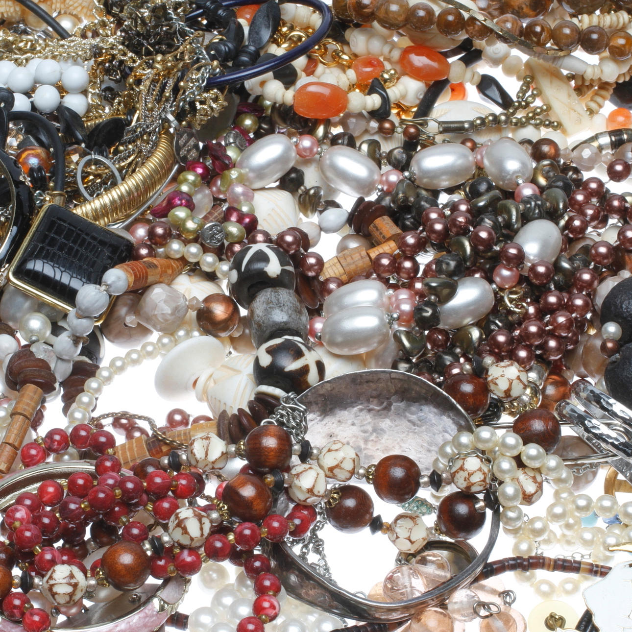 SMYCKEN, diverse bijouterier, 1900-tal.