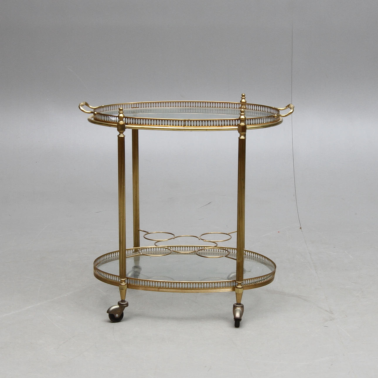 SERVERINGSVAGN, 1900-talets andra hälft.