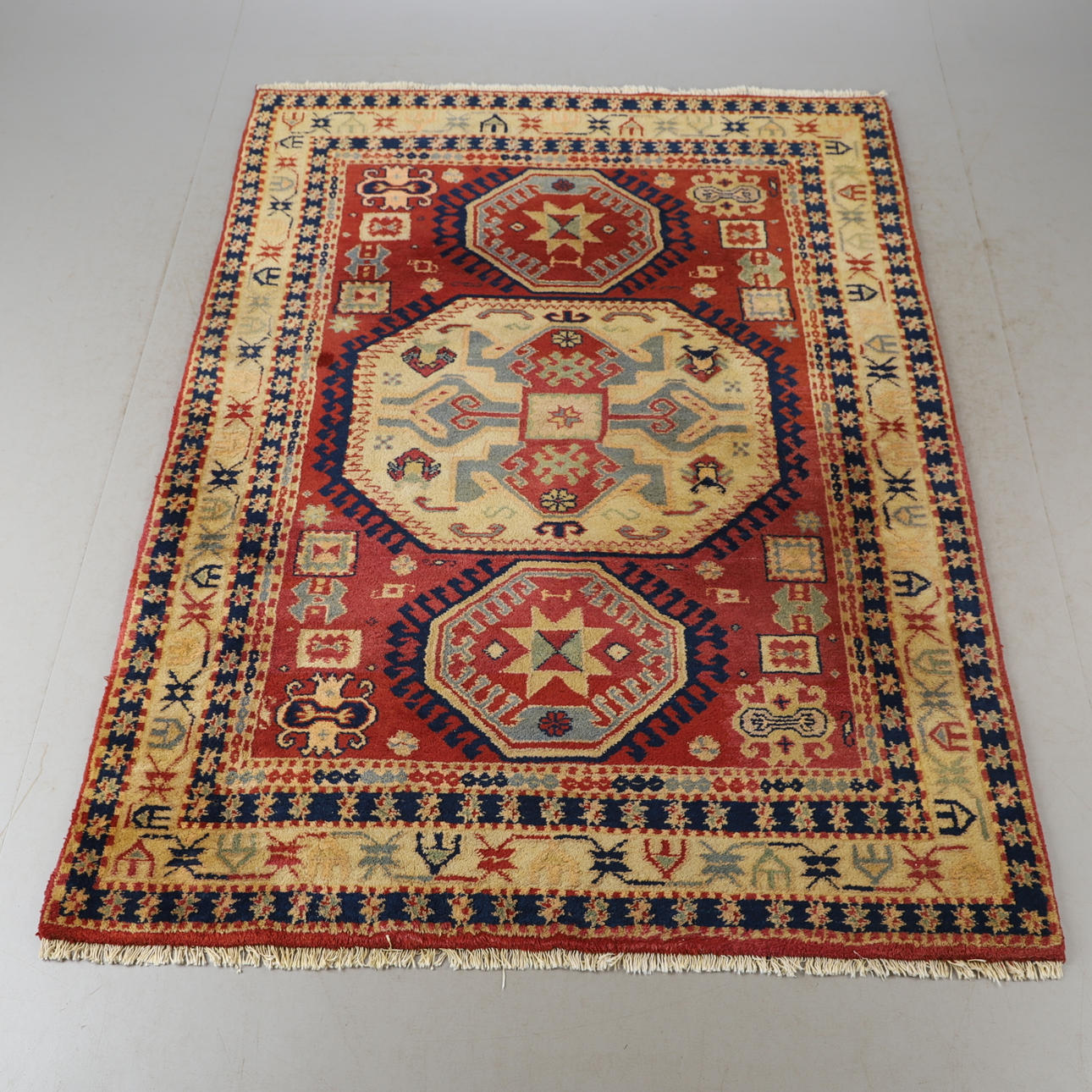 MATTA, orientalisk, 240 x 174 cm.