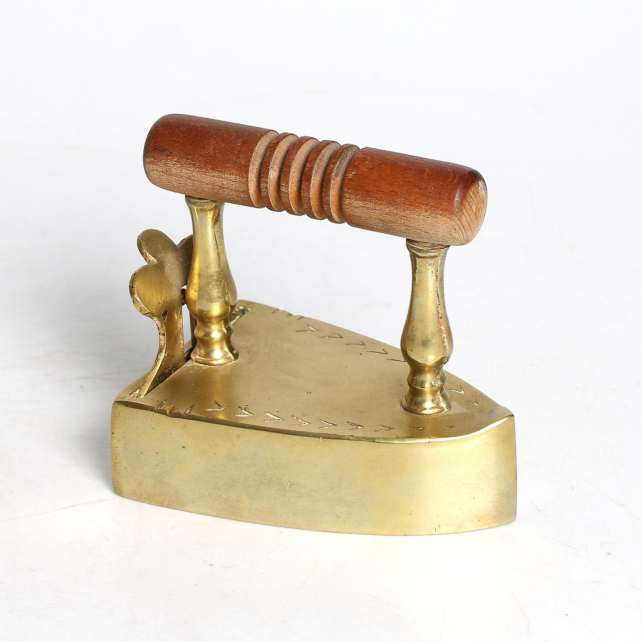 STRYKJÄRN, mässing, 1800-tal.