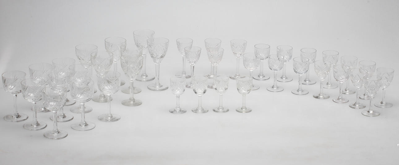 FOTGLAS, 38 st, olika helgaslipning, 1900-tal.