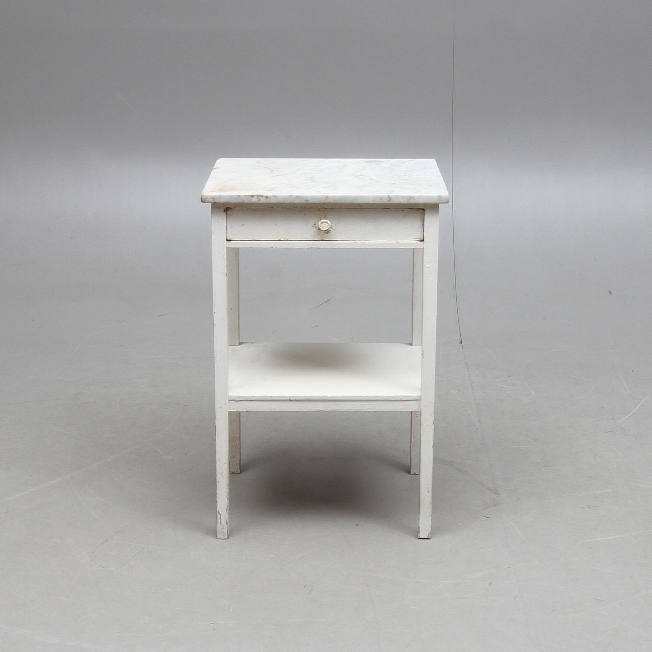 SÄNGBORD, med stenskiva, 1900-tal.