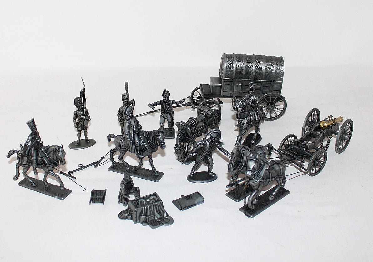 SAMLARLEKSAKER, metall, 8 lådor.