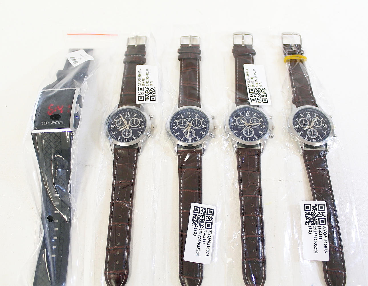 ARMBANDSUR, herr, 5 st, nya.