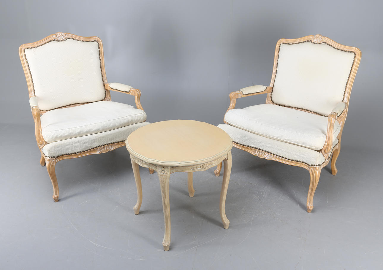 FÅTÖLJER samt BORD, 3 delar, rokokostil, 1900-tal.