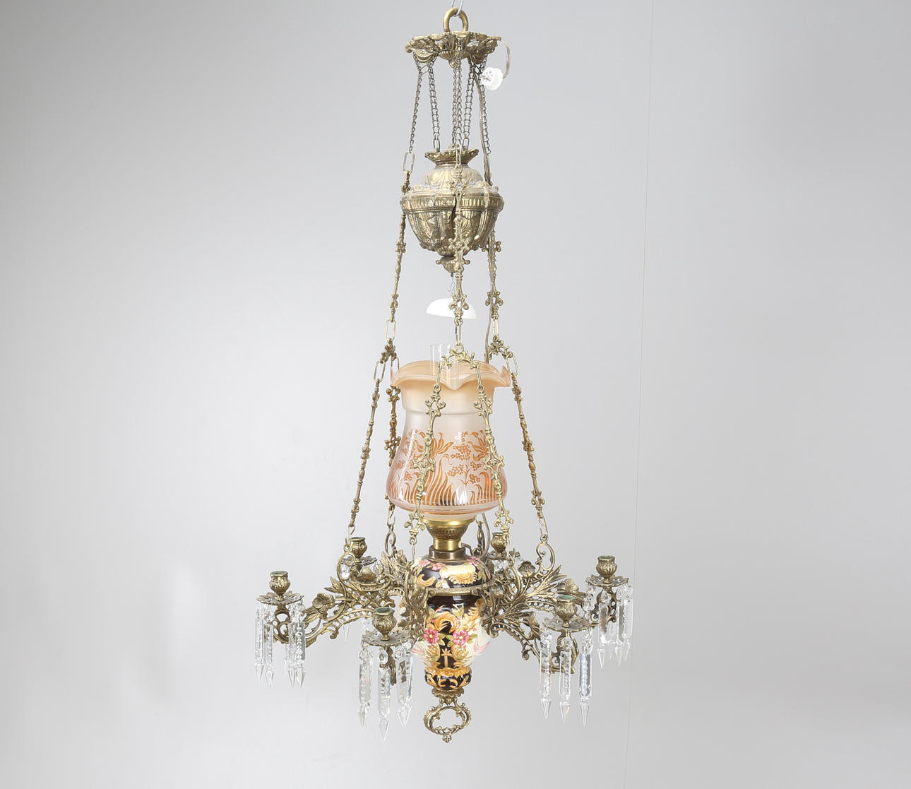 TAKFOTOGENLAMPA, majolika, 1900-tal.