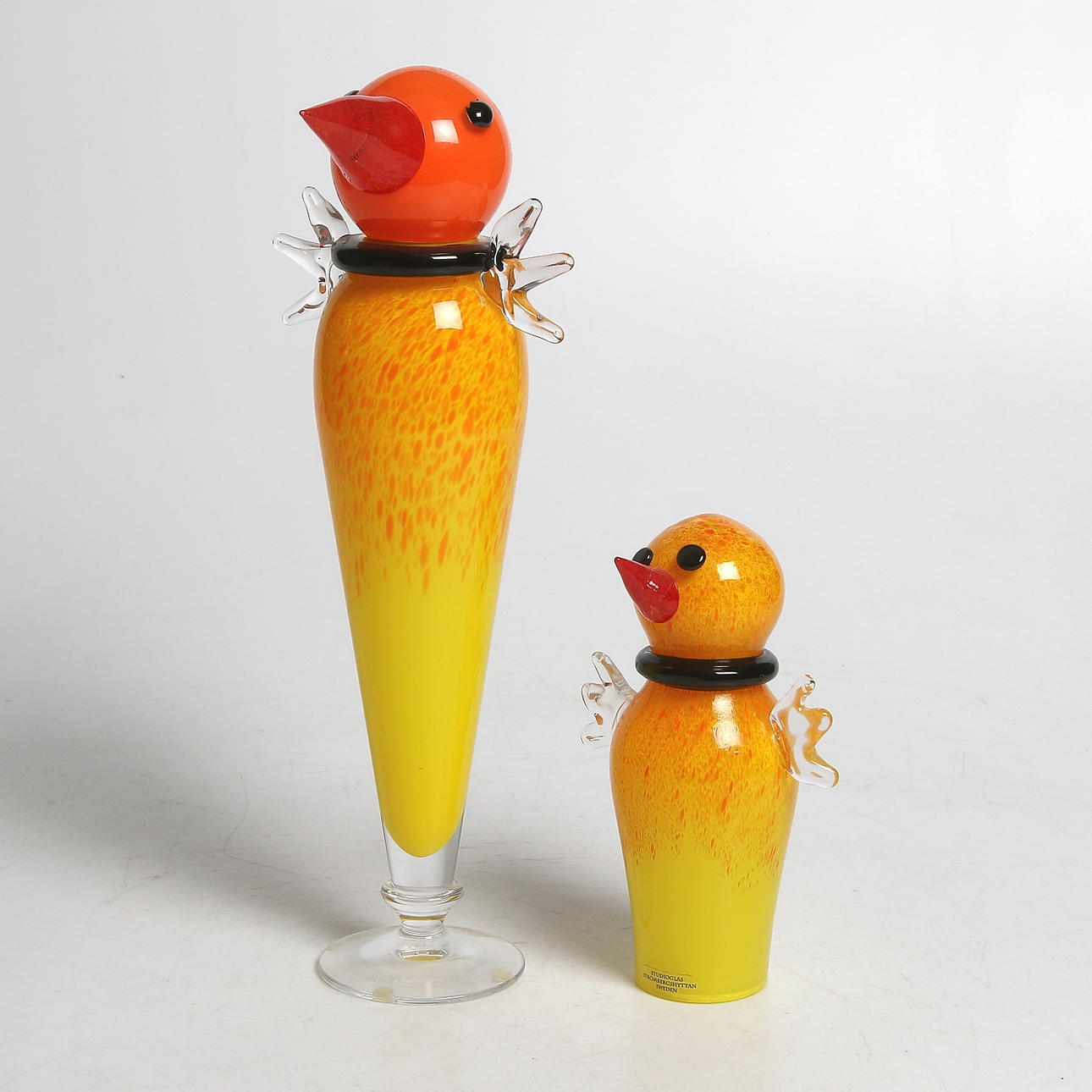 KARAFF och SKULPTUR, 2 delar, "Flax", Anna Örnberg, Strömbergshyttan, signerade.