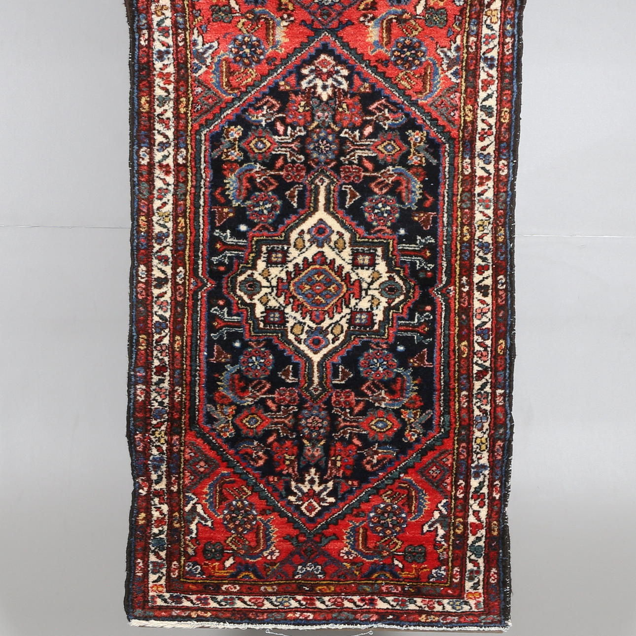 MATTA, Hamadan, 72 X 130 cm.