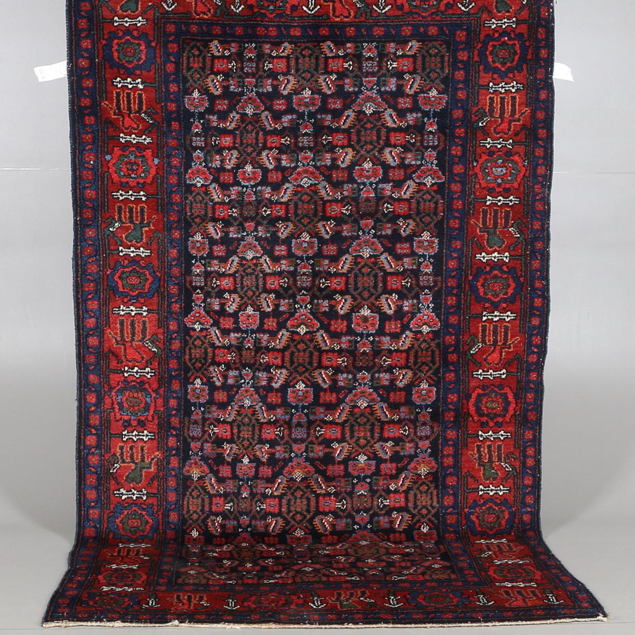 MATTA, Hamadan, 123 x 213 cm.