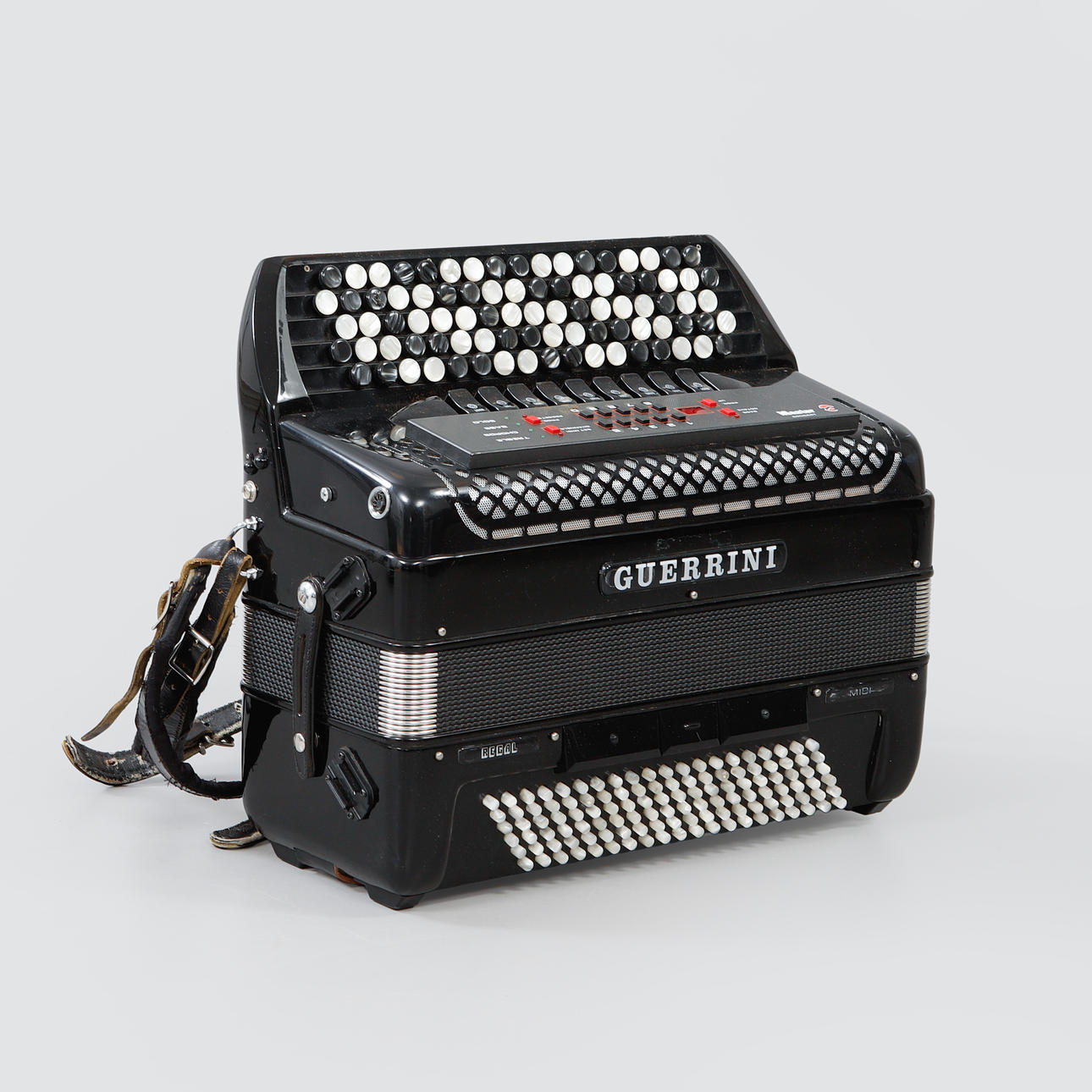 AKKORDEON, Guerrini, Regal, Midi, Meisterkonzert.