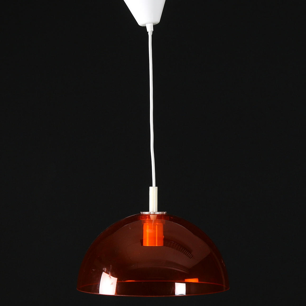 LAMPA, plast, Uno & Östen Kristiansson, Luxus, Vittsjö. 1960/70-tal.