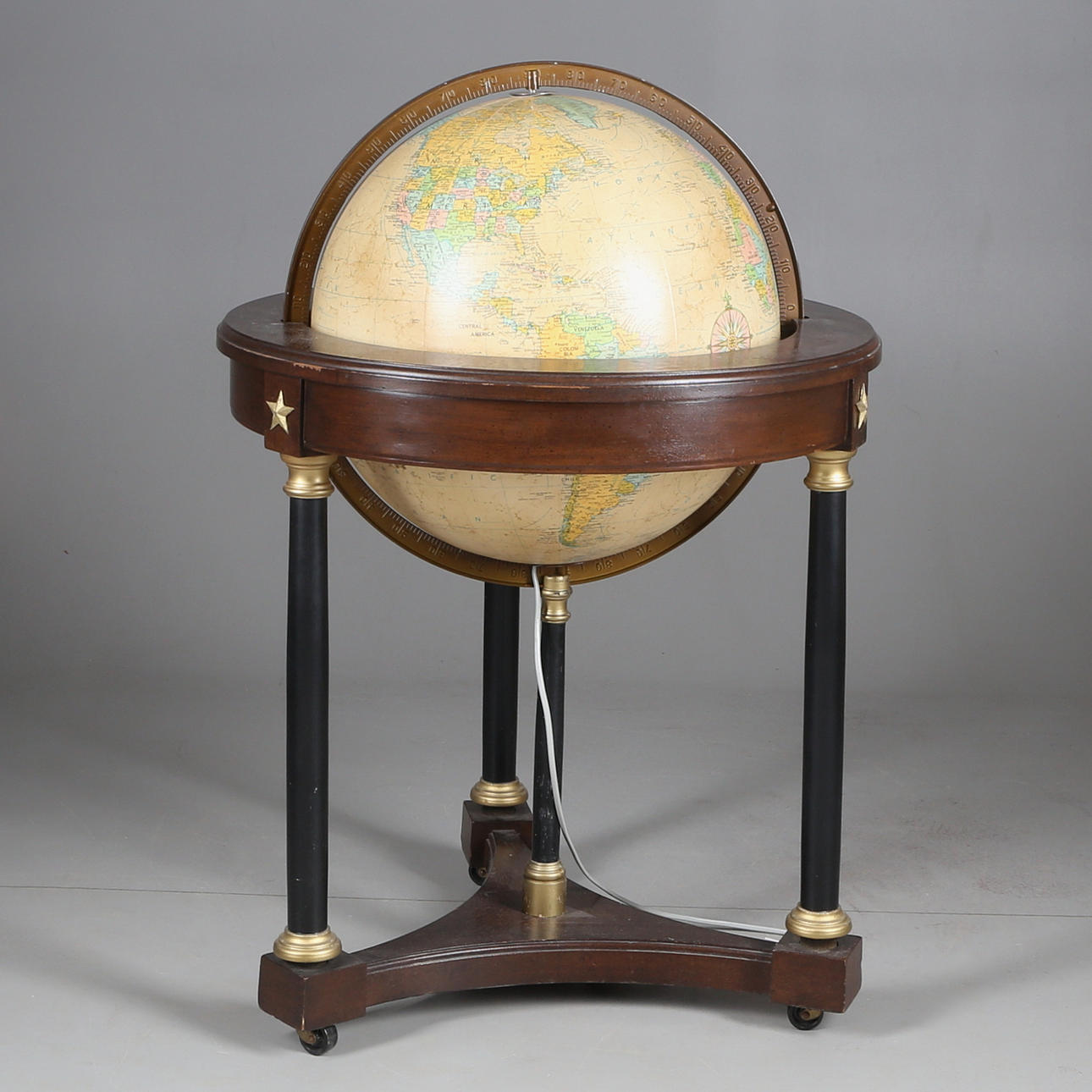 JORDGLOB, Replogle Globes inc. USA, kartograf Leroy M. Tolman, golvmodell, 1900-talets andra hälft.