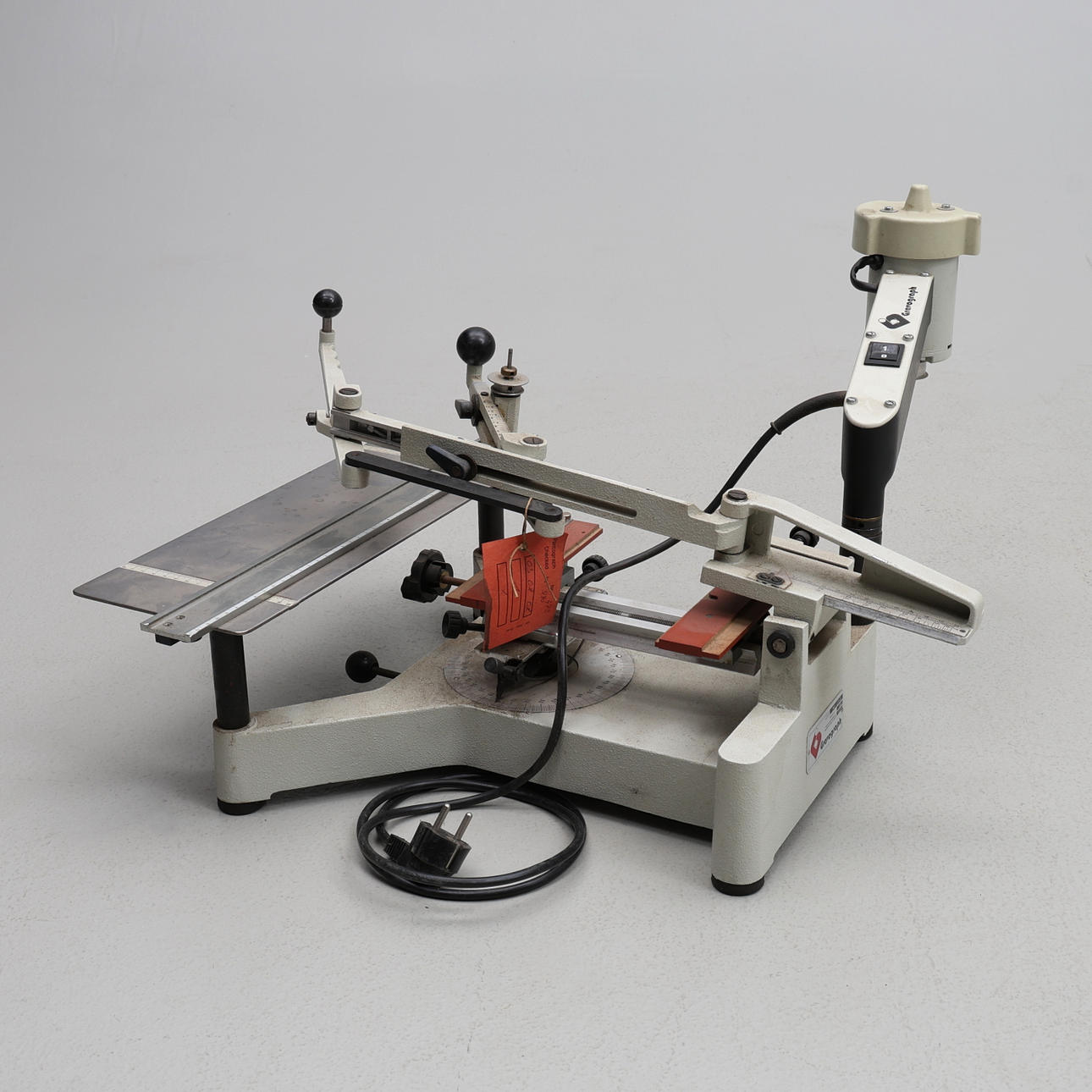 GRAVIERMASCHINE. „Gravograph IM3".