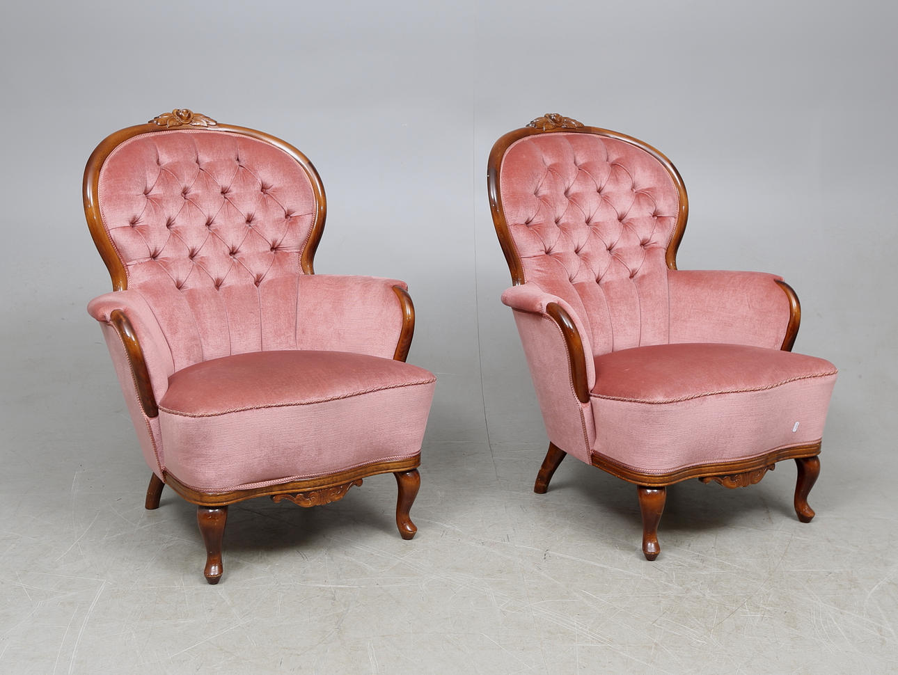 FÅTÖLJER, ett par, rokokostil, 1900-tal.