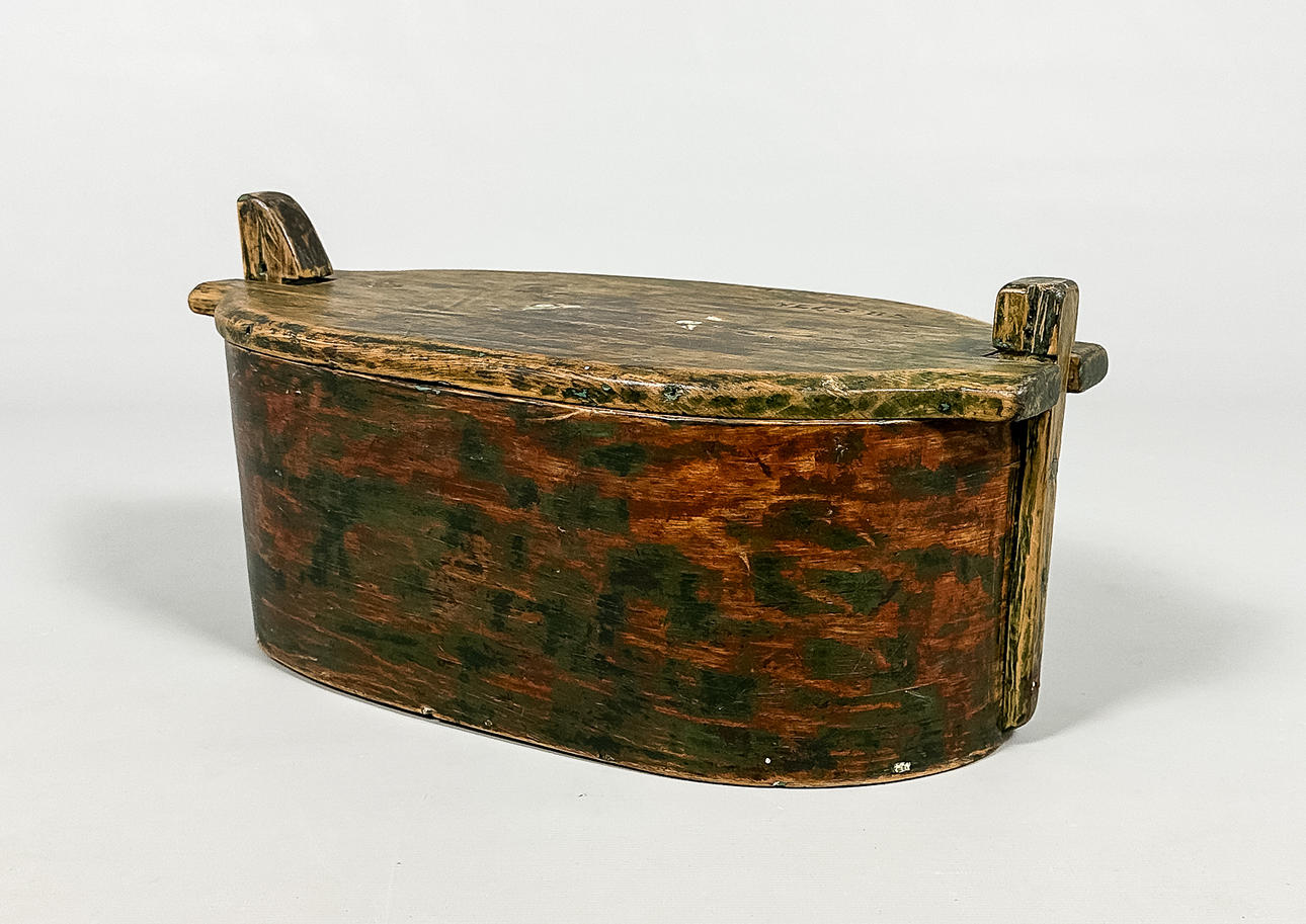 A 19th century general-purpose wash basin.