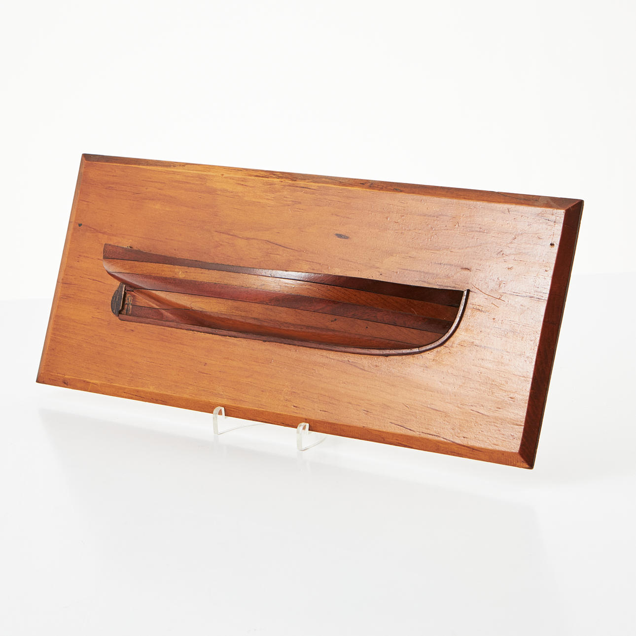 HALBMODELL, Mahagoni, auf einer Holzplatte montiert.