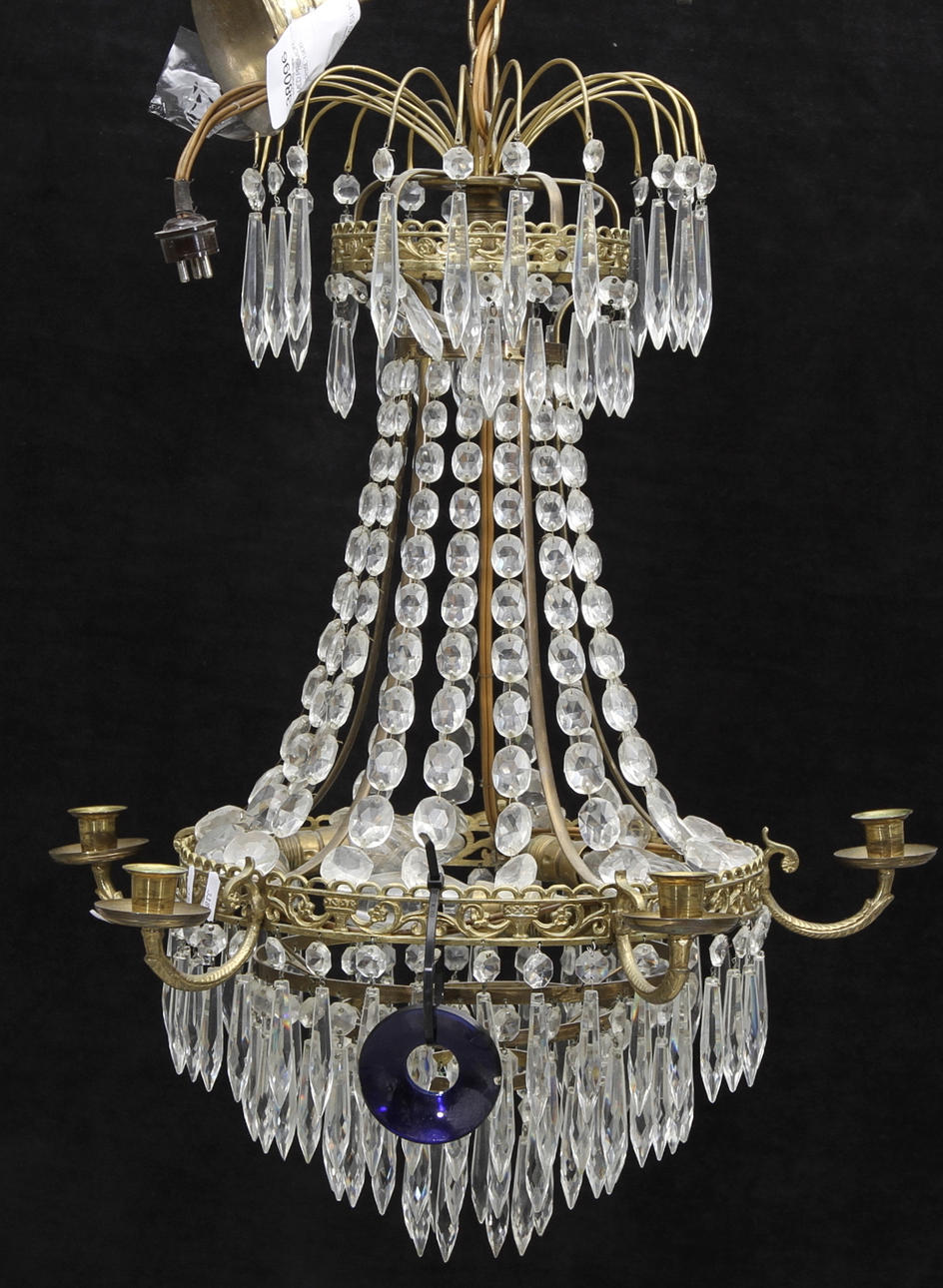 LJUSKRONA MED PRISMOR, empirstil, 1900-tal.