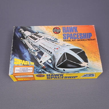 BYGGSATS RYMDSKEPP, vit plast, Hawk Spaceship - Airfix.