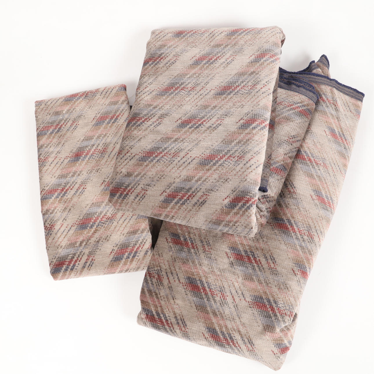 MÖBELTYG, plysch, 1900-talets senare del.