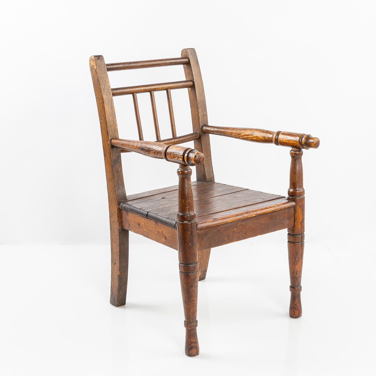 Children's chair, 19th century.