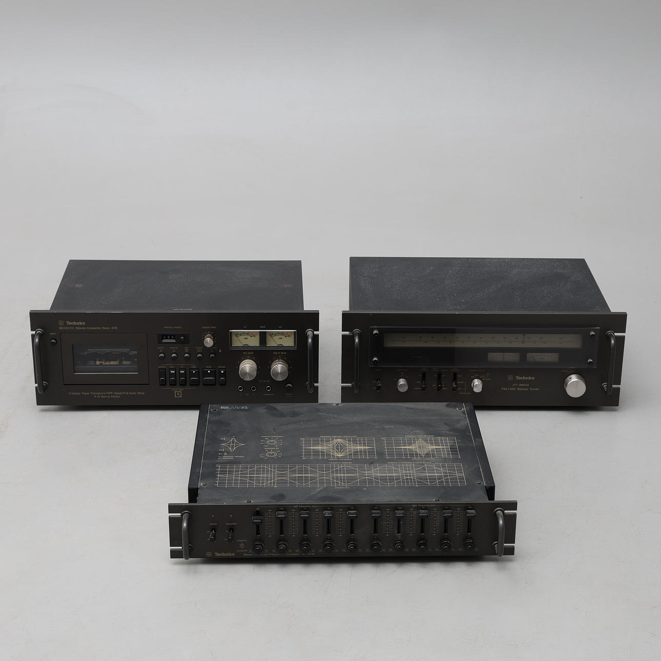 EQUALIZER, TUNER AND CASSETDECK, Technics, “SH-9010", “ST-9600" and “678".
