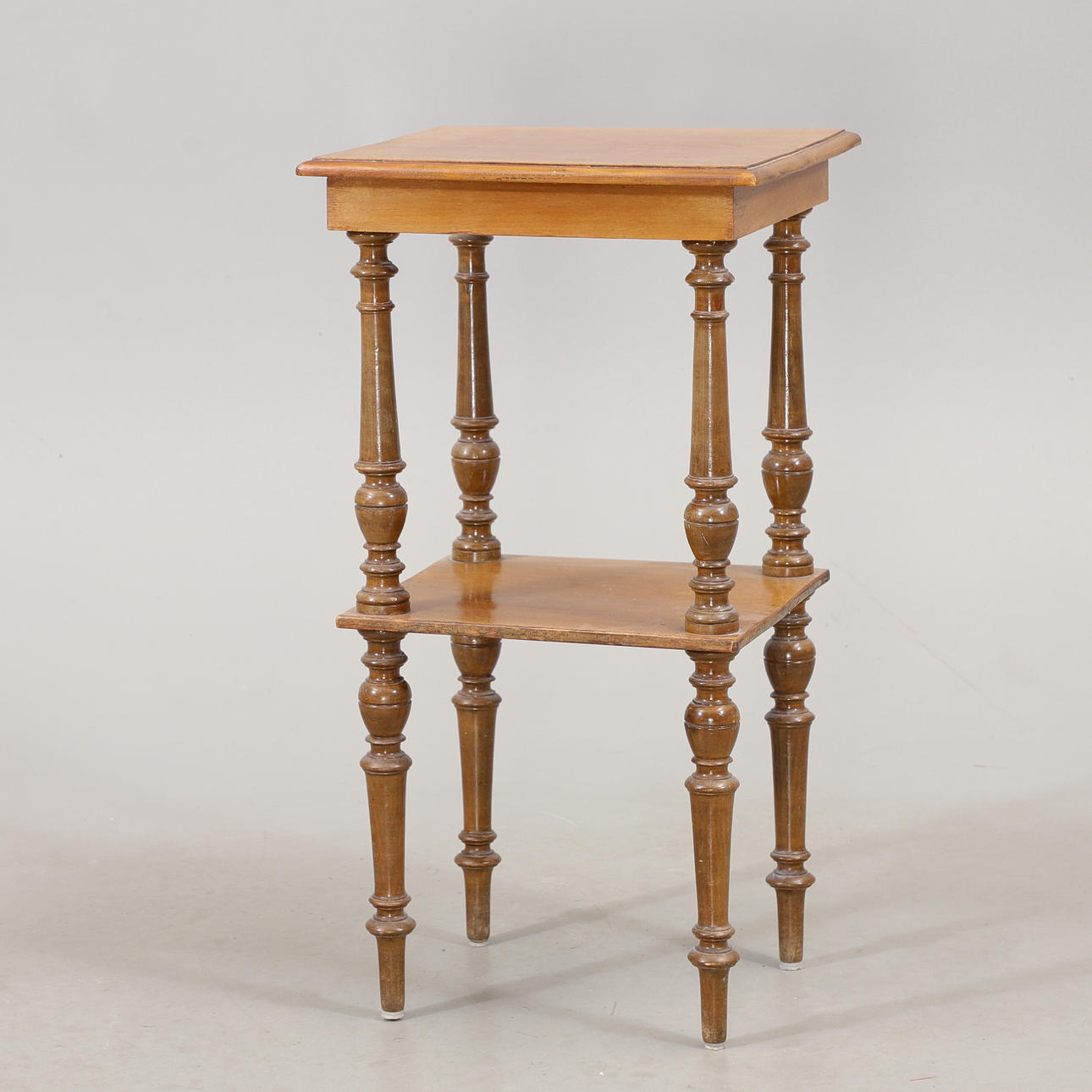 SÄNGBORD, 1800/1900-tal.