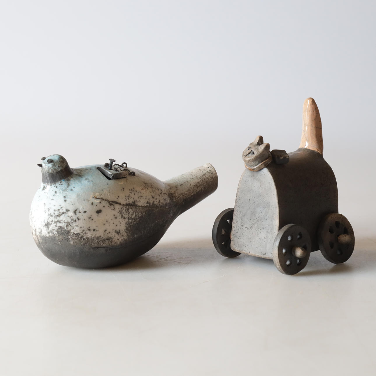 GUDRUN KELLERMAN. 2 stoneware sculptures, 20th century.