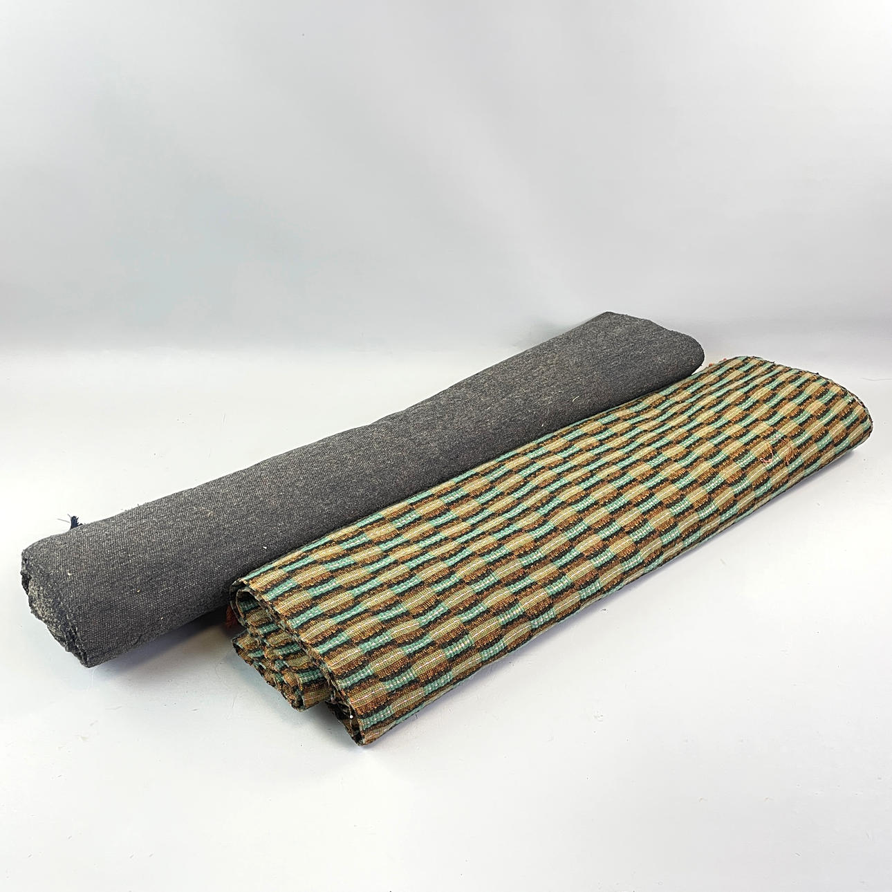 MÖBELTYG, 2 st, Linne.