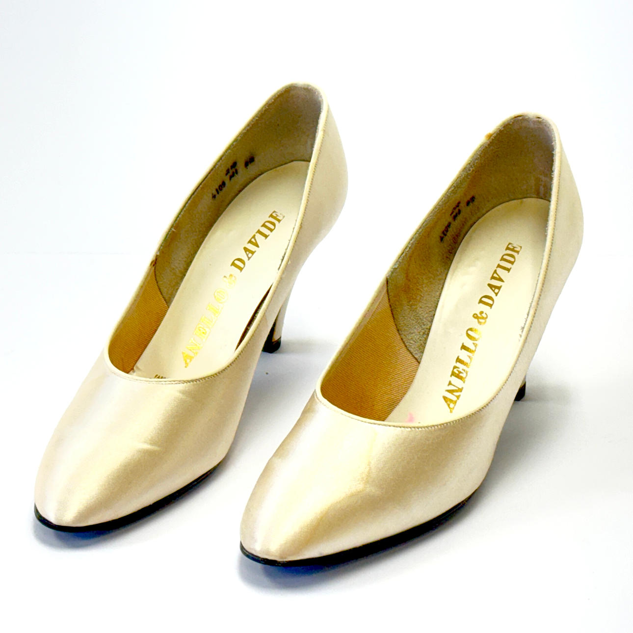 VINTAGE ANELLO & DAVIDE STILETTOS.