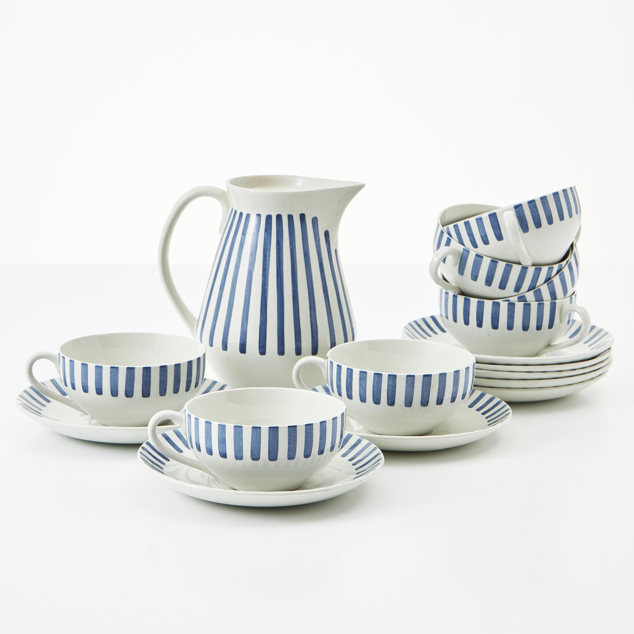 KARIN BJÖRQUIST. Tea set “Tea blue” flintware, Gustavsberg.