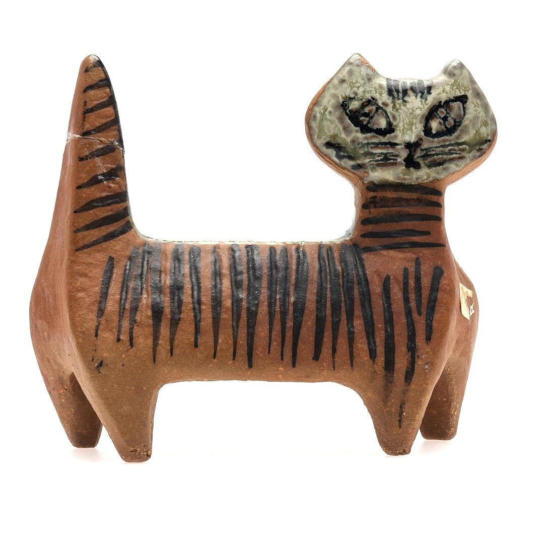 LISA LARSON. FIGURINE, stoneware.