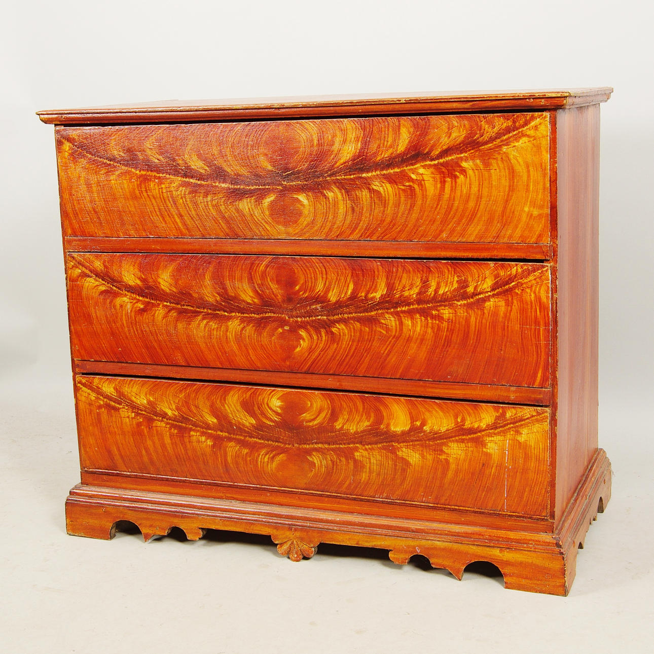 BYRÅ, 3-lådig, drickamålad, 1800-tal.