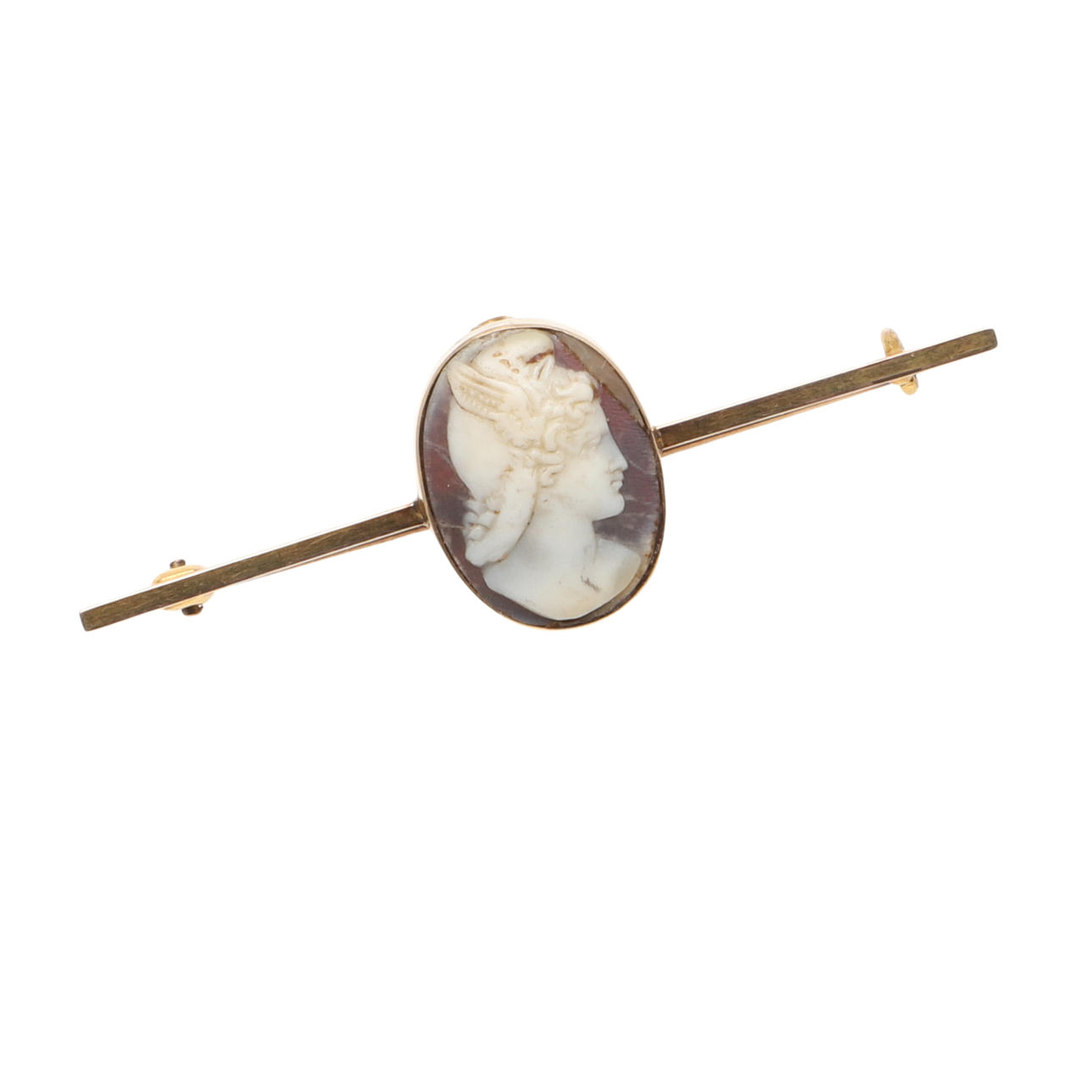 A GOLD AND CAMEO BAR BROOCH.