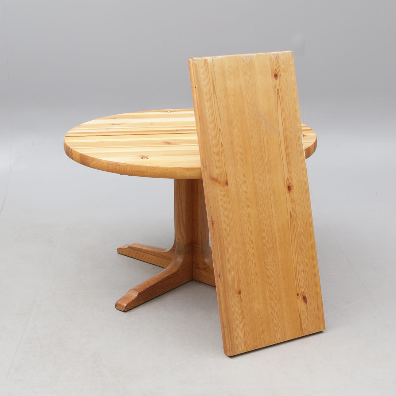 TABLE with insert top, pine, NC, Sweden.