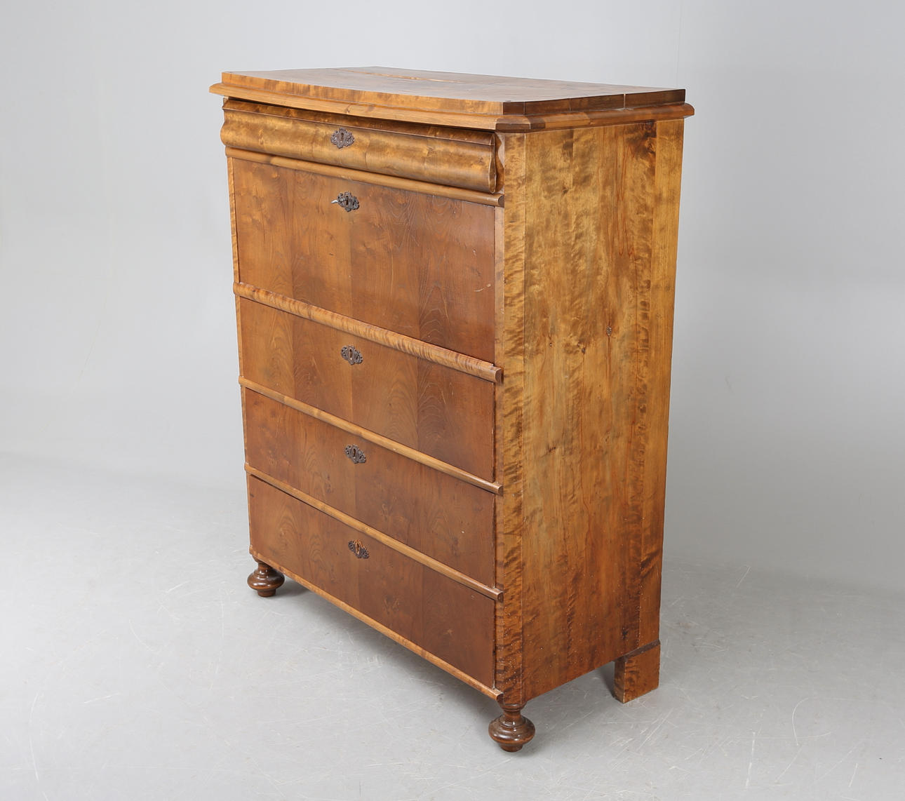 CHIFFONJÈ, 1900-tal.