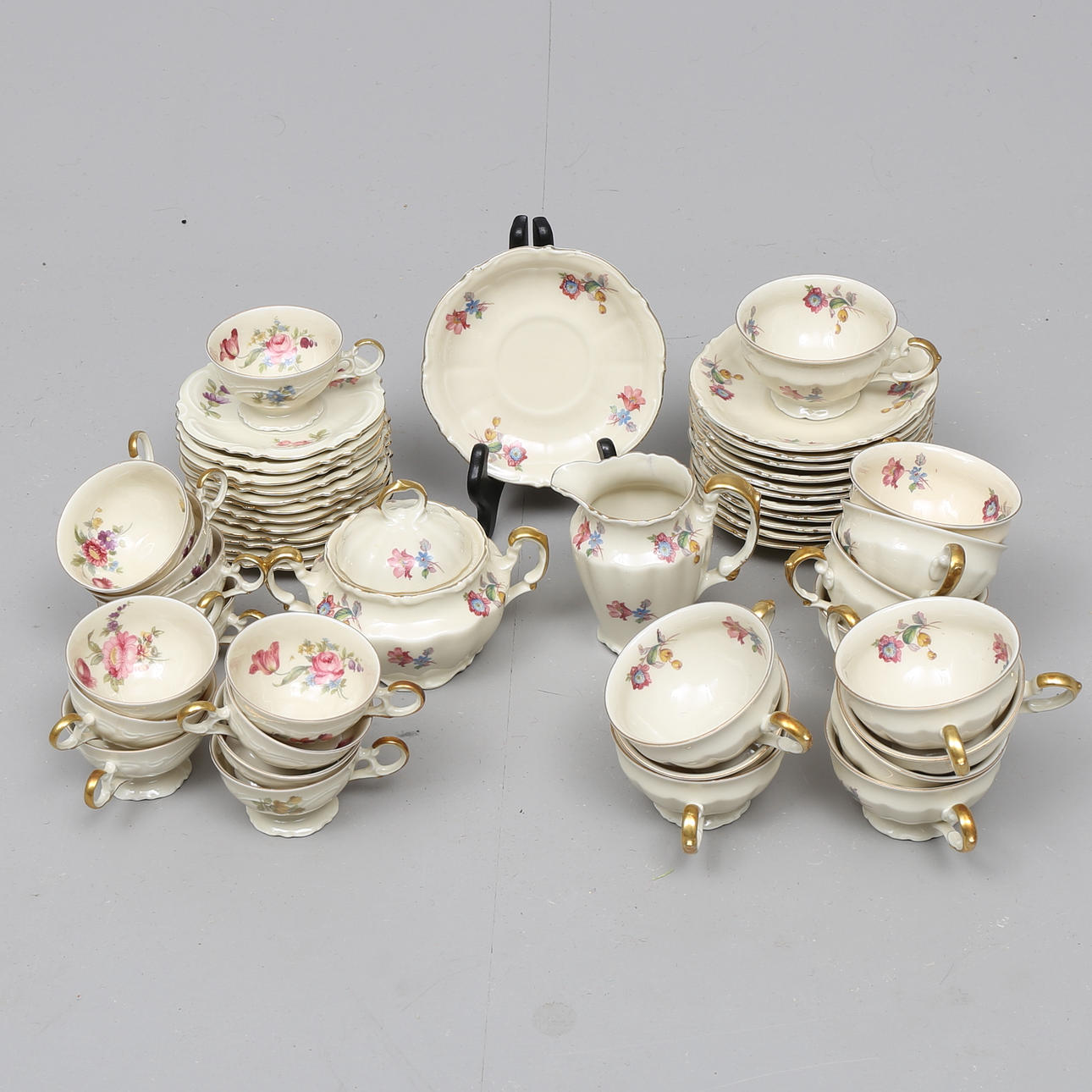 KAFFE- och MOCCASERVIS, 50 delar, Bavaria.