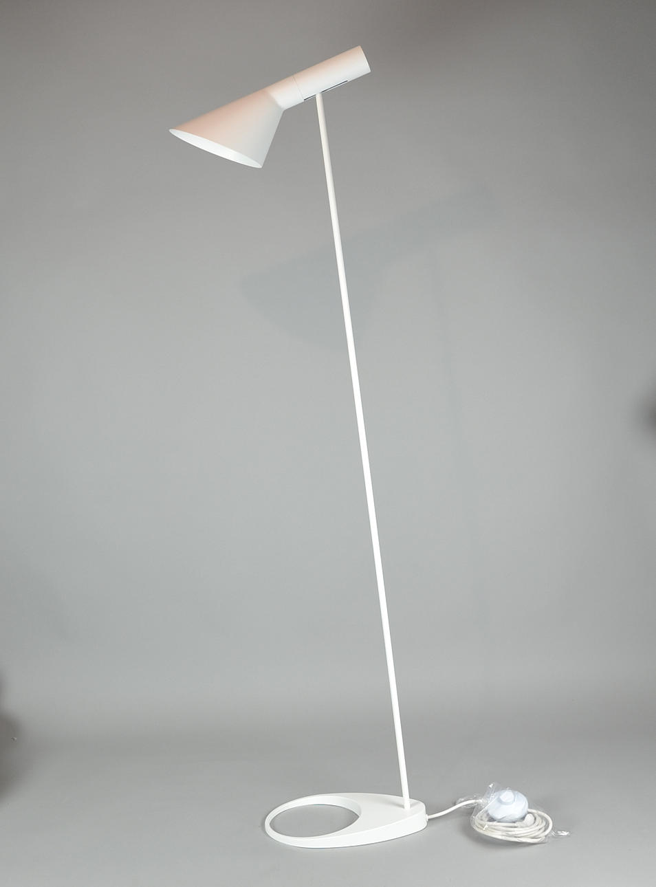 ARNE JACOBSEN. AJ FLOOR LAMP.