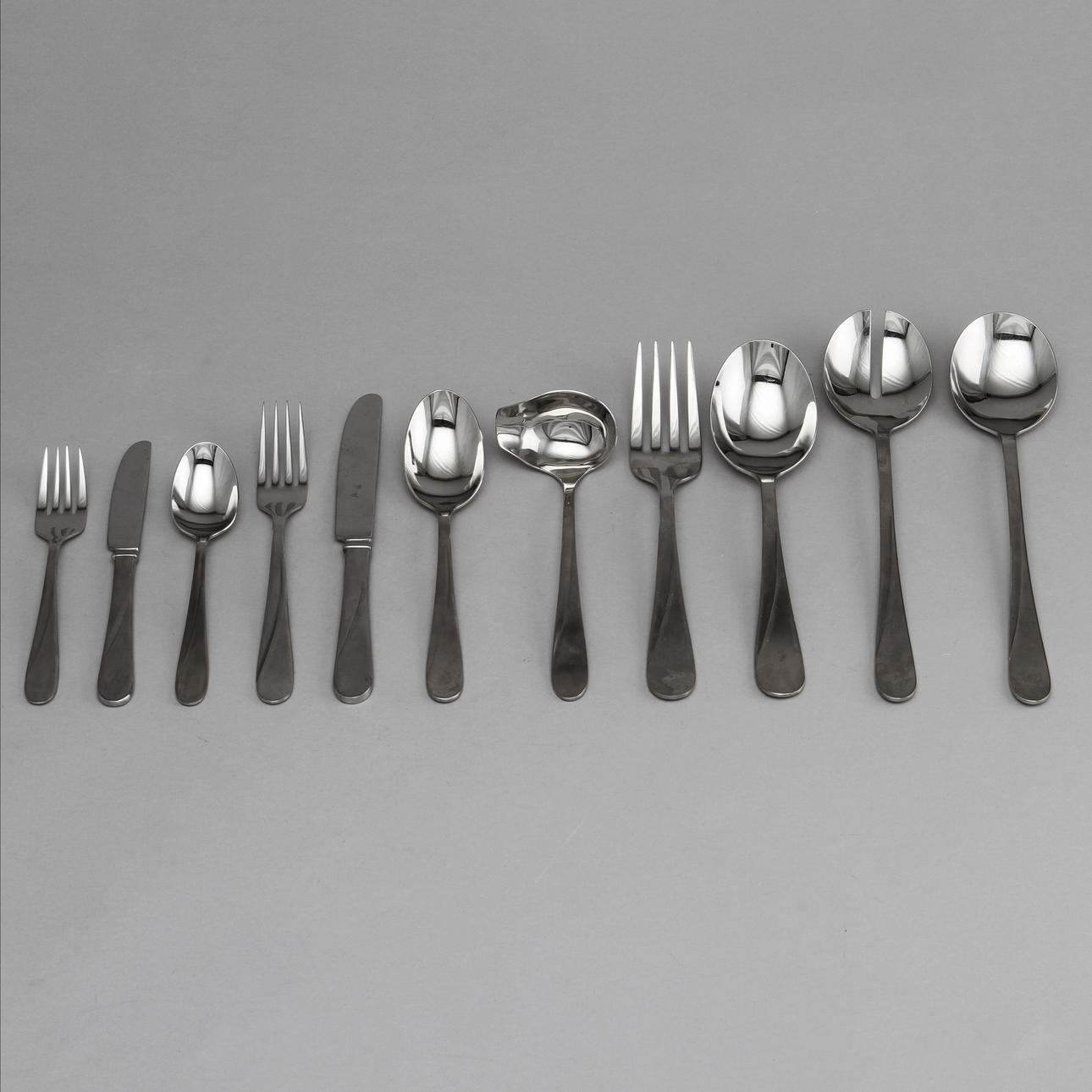 BESTICKSERVIS, 75 delar, vitmetall, Boda Shop.