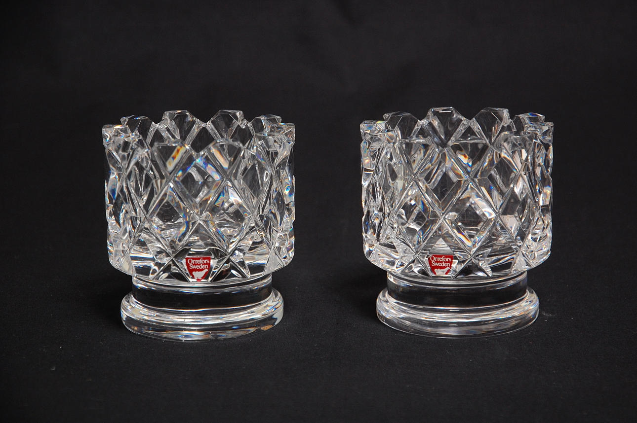 GUNNAR CYRÉN. SKÅLAR, 1 par, " Sofiero " Orrefors, signerade.