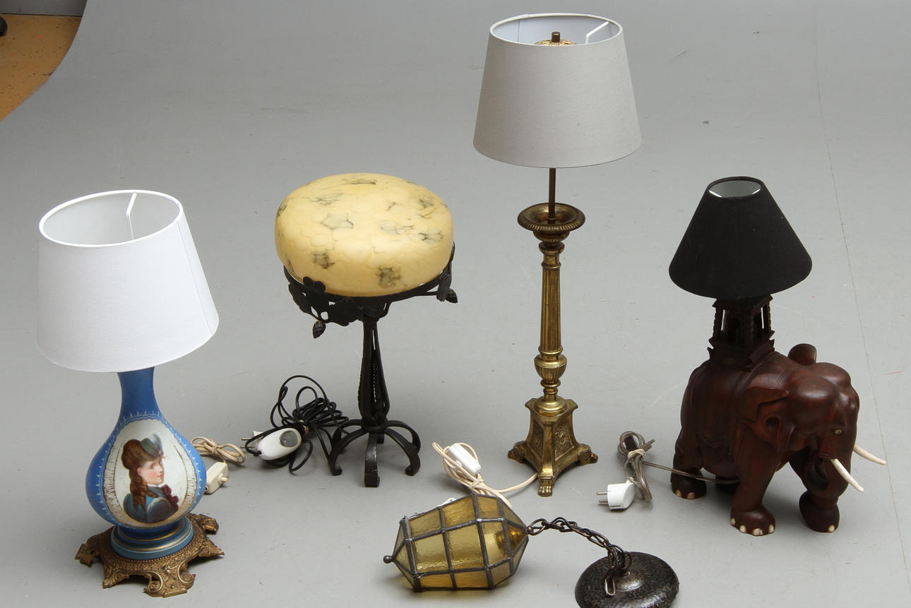 PARTI LAMPOR, 5 st, 1900-tal.