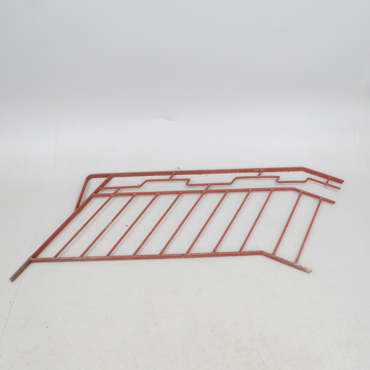 TRAPPRÄCKE, metall.