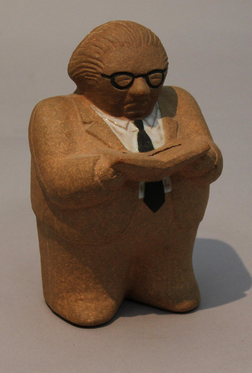 LISA LARSON. Figurin. "Gunnar Sträng". Osignerad.