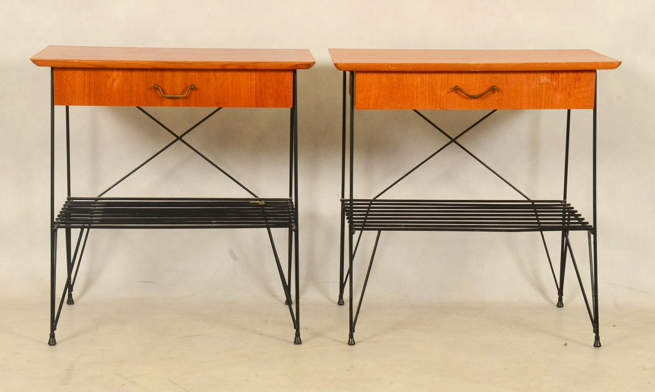 SÄNGBORD, 1-par, stringmodell. 1950/60-tal.