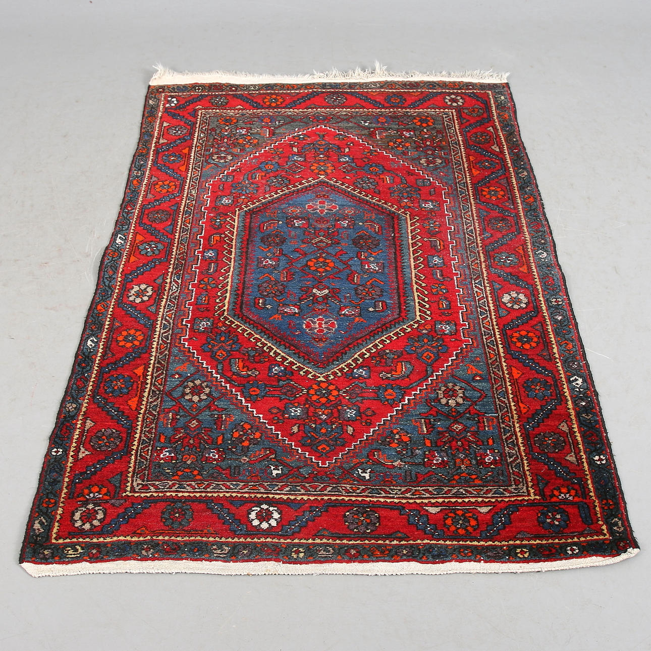 MATTA, orientalisk. 102 x 155 cm.