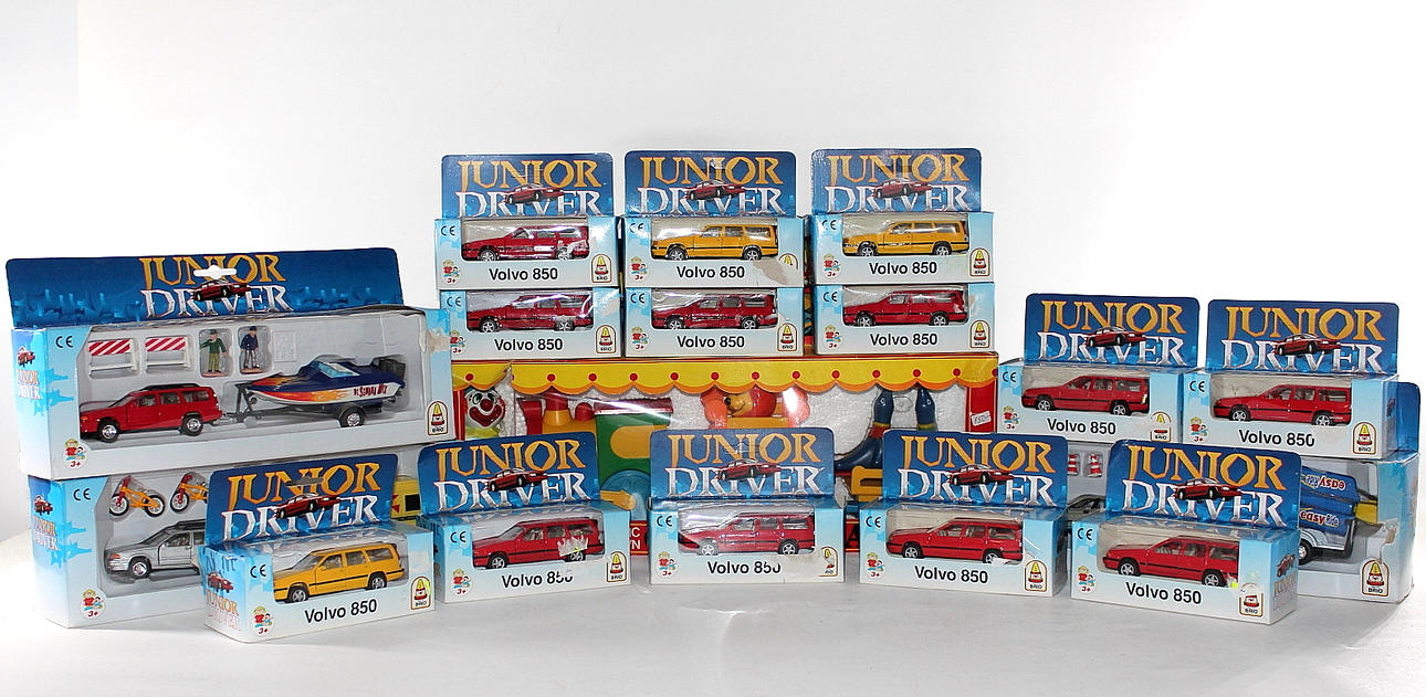LEKSAKSBILAR, 17 delar, Junior Drive.