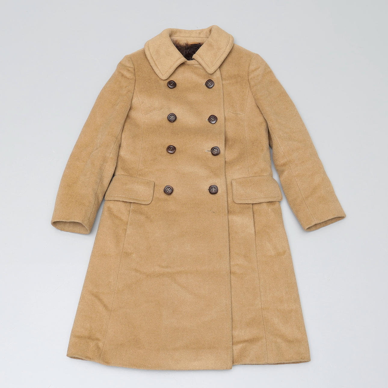 KAPPA, dam, kamelhår samt ull, Thors Malmö, Sverige.