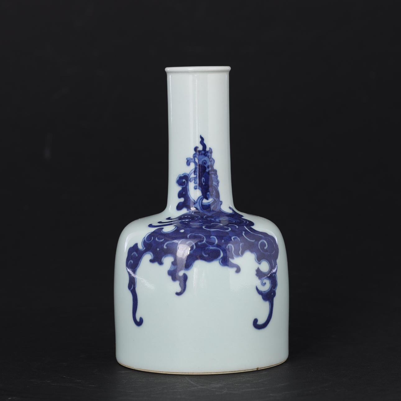 Kinesisk vas ”phoenix mallet”, porslin. PRC.