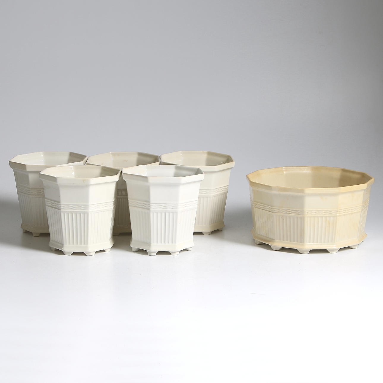 YTTERFODER, 6 st. Porslin, Prins Eugen, Waldemarsudde, Gustavsberg.